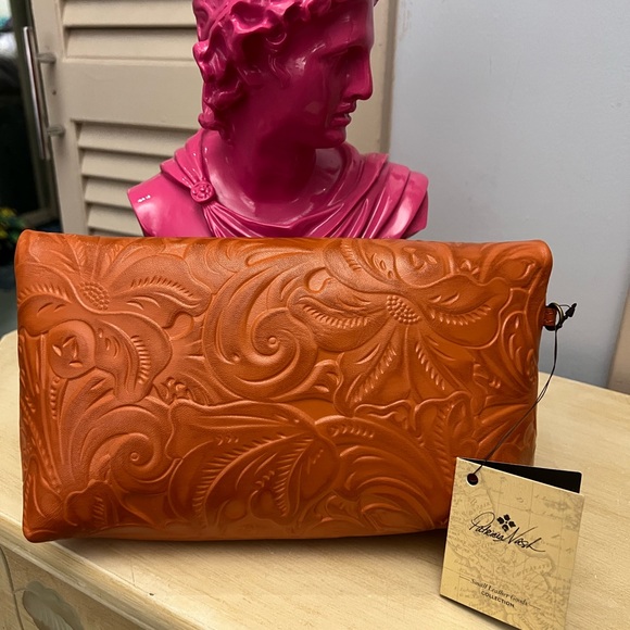 🌺NWT PATRICIA NASH WRISTLET🌺 - Picture 7 of 13